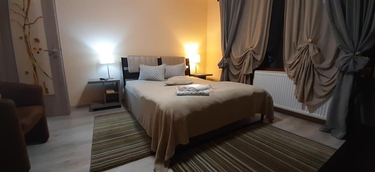 Kalinderu Skier'S Apartament Bellevue Buşteni Extérieur photo